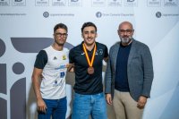 El consejero de deportes, Aridany Romero, recibe a Giovanni Suárez, medalla de bronce en el Campeonato de España de judo