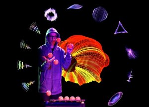 El innovador ‘Control Freak’, una experiencia única que mezcla circo, música y una impactante tecnología