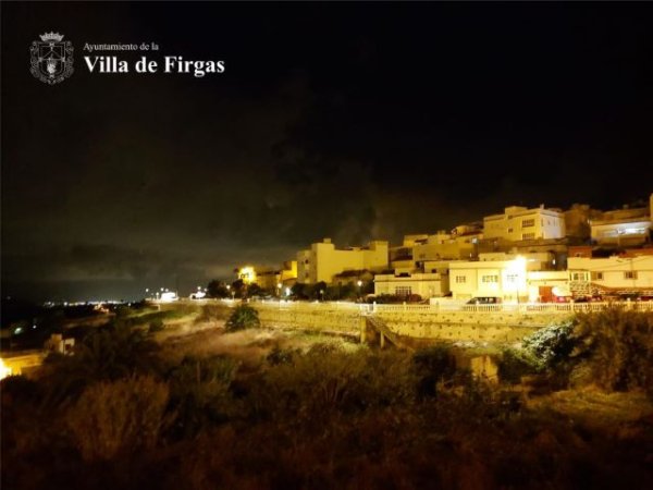 Villa de Firgas: 41 nuevas luminarias Led en la Avenida Islas Canarias en el Risco