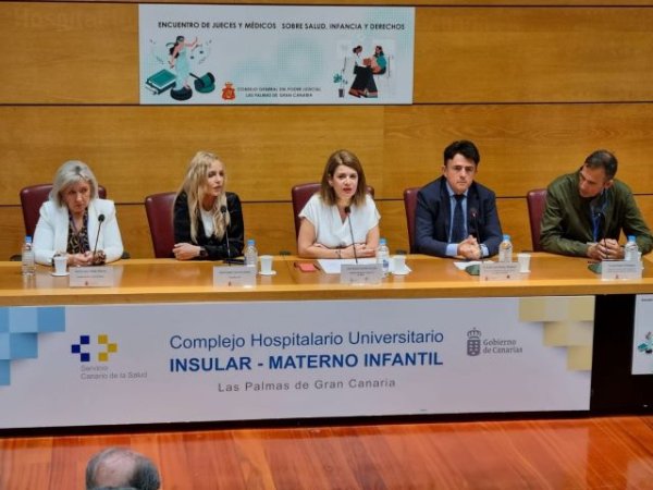 Médicos y jueces se reúnen para abordar la violencia contra la infancia y adolescencia
