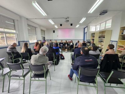 Poli Su&aacute;rez visita en La Frontera dos centros para analizar las mejores opciones en la etapa de 0 a 3 a&ntilde;os