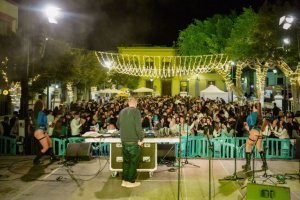 Gran &eacute;xito de la primera Fiesta Ol&iacute;mpica Universitaria celebrada en Gu&iacute;a