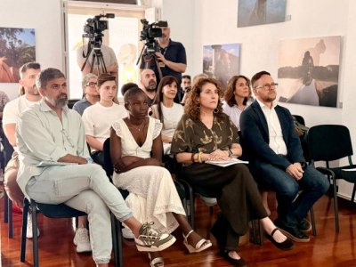 El Gobierno de Canarias presenta ‘La hija del viento’, la voz valiente de una niña que cruzó el mar para ser libre