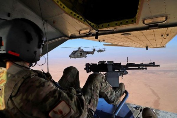 Regresó de Misión en Irak sin novedad el Batallón de Helicópteros de Los Rodeos (Tenerife)