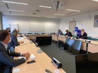 Vanoostende aborda en Bruselas el blindaje de las ayudas europeas al sector afectado por el volc&aacute;n