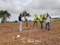 El Ayuntamiento de la Villa de Firgas ha iniciado los trabajos de rehabilitaci&oacute;n de la rotonda de La Cruz