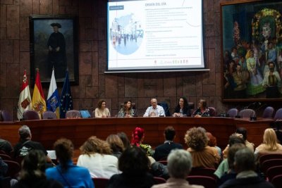 La Gomera: El Cabildo inicia una ronda de reuniones con el sector empresarial para abordar la próxima edición del Bono Consumo