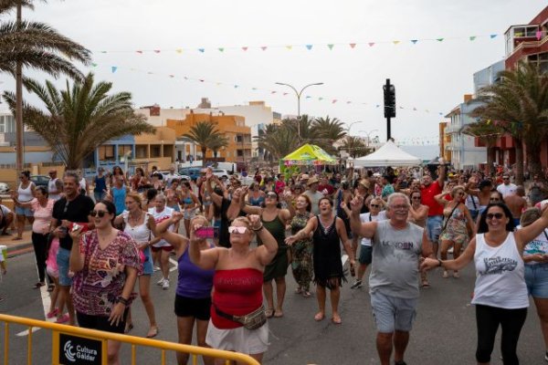 Gáldar: Sardina vibró con la tradición y la música en la Vará del Pescao y el Festival Sardina Viva