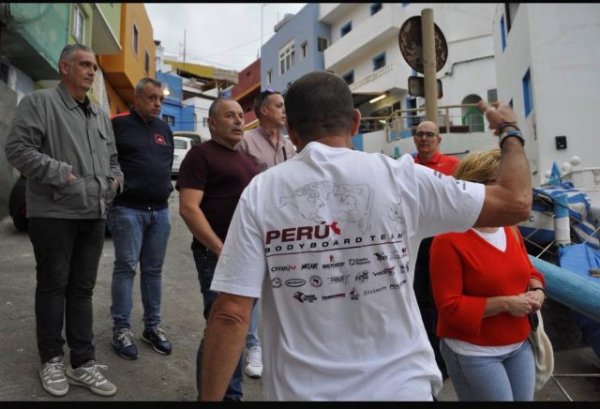 Gu&iacute;a: ​El presidente de UxGC-Gu&iacute;a destaca la importancia del contacto directo con los vecinos para construir un municipio unido