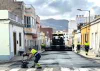 El Ayuntamiento de Gu&iacute;a culmina el asfaltado de la principal v&iacute;a de salida de La Atalaya