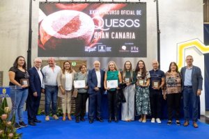 El Cabildo reconoce la alta calidad de los vinos y los quesos de Gran Canaria en la entrega de premios de sus concursos oficiales