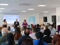 La Consejería de Presidencia ofrece asesoramiento personalizado a un centenar de asociaciones de Gran Canaria