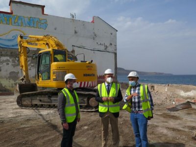 Guía destina a cancha deportiva el solar donde estuvo la antigua escuela unitaria de San Felipe