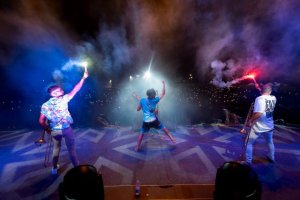 G&aacute;ldar vibra en la v&iacute;spera de Santiago con grandes conciertos, espect&aacute;culos de drones y fuegos y la Bajada de la Rama