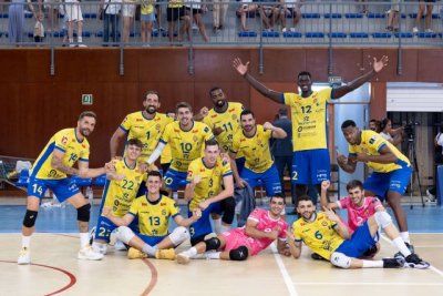 Voleibol: El CV Guaguas domina en el derbi capitalino