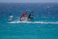 Vientos intensos dan inicio a la Copa del Mundo de Windsurf en Fuerteventura