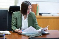 Migdalia Mach&iacute;n firma la convocatoria para la ejecuci&oacute;n del proyecto &lsquo;Spain Living Lab&rsquo;