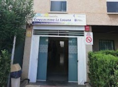 El HUC pone en marcha consulta de Deshabituaci&oacute;n Tab&aacute;quica en el CAE de La Laguna