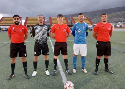 (3-0) Cuarta victoria del San Isidro, que le acerca más a la permanencia, esta vez ante el Valleseco, un rival directo