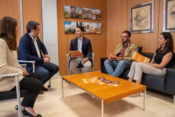 Las Oficinas de Energía de Canarias inician en La Palma su ronda de visitas a los 88 municipios de las islas