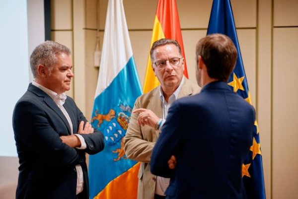 Educación apostará por mejorar la comprensión lectora y las competencias matemáticas del alumnado de Canarias