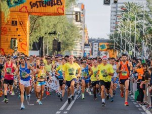 San Silvestre 2025: Salida de la carrera solidaria San Silvestre 2025