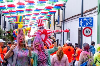 Llega una nueva edición de la fiesta de colores a Valleseco