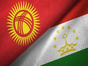 Art&iacute;culo de opini&oacute;n: '10 conclusiones pol&iacute;ticamente dif&iacute;ciles de los &uacute;ltimos enfrentamientos entre Kirguist&aacute;n y Tayikist&aacute;n'