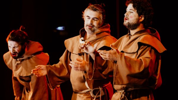 &Uacute;ltimas entradas para disfrutar de Abubukaka en el Teatro Guiniguada