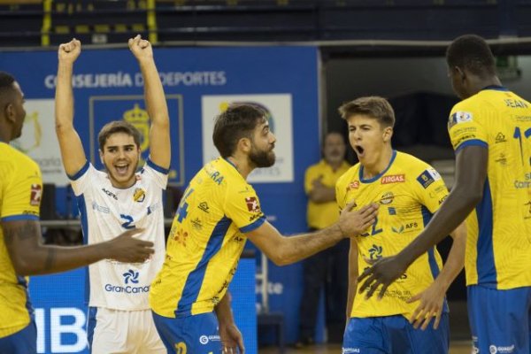 Voleibol: El CV Guaguas vence y se coloca líder de la SVM