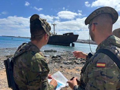 Militares del Grupo T&aacute;ctico Canarias despliega en las islas de Lanzarote y La Gomera