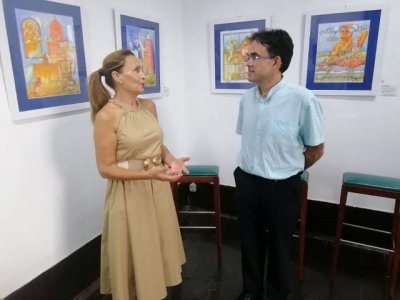 Agaete: Se presentó el libro y la exposición de pinturas, &quot;El Color del Viento&quot;, del autor Felipe Juan
