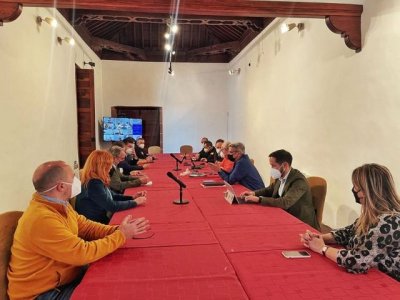 La actividad volc&aacute;nica sigue detenida pero a&uacute;n no se puede dar por finalizada y se mantiene el sem&aacute;foro rojo