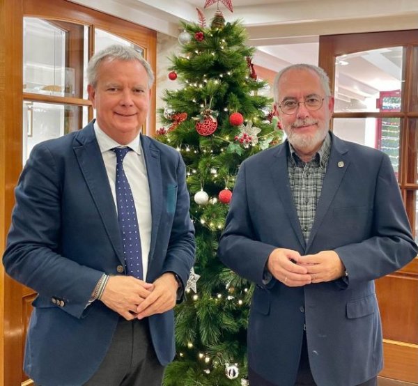 Franquis informa a FEPECO de la planificación de Obras Públicas para modernizar las vías de Tenerife