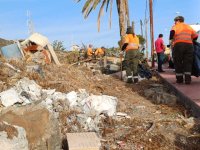 La Gomera: San Sebasti&aacute;n contin&uacute;a con la limpieza y mejora de v&iacute;as, espacios p&uacute;blicos, parques y zonas ajardinadas