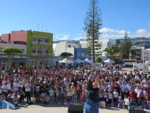 Cerca de medio millar de escolares participaron hoy en el VII Encuentro Escolar celebrado en Guía