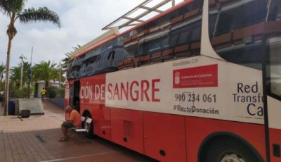 El ICHH promueve la donaci&oacute;n de sangre en la Playa de Las Canteras