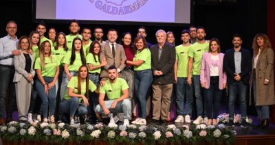 G&aacute;ldar entrega a 15 j&oacute;venes su titulaci&oacute;n en socorrismo tras concluir el PFAE 'G&aacute;ldar Marina'