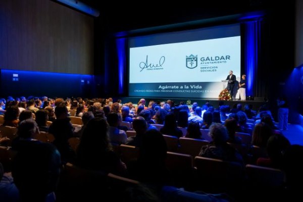 Gáldar: La Jornada ‘Agárrate a la vida’ reúne a la comunidad educativa y social en el Día Internacional de los Derechos de la Infancia