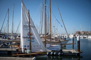 La Vela Latina Canaria seduce a los aficionados a los deportes náuticos en Cádiz (Vídeo)