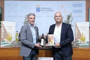 Canary Oil arbequina-hojiblanca, Mejor Aceite de Oliva Virgen Extra de Canarias en Agrocanarias 2026
