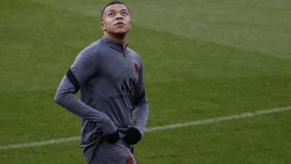 Mbappé se entrena en el Bernabéu impresionado por la que será su nueva casa