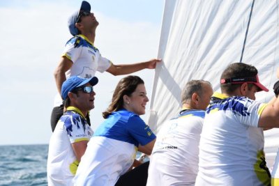 La nueva concejala de Deportes 'se moja' por la Vela Latina Canaria