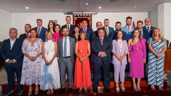 Onalia Bueno tomó posesión de nuevo de la Alcaldía de Mogán en un Pleno Extraordinario en la Casa Consistorial