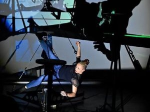 ‘Multiperspectivas #3’, un novedoso espectáculo de danza-circo y teatro en el Espacio La Granja