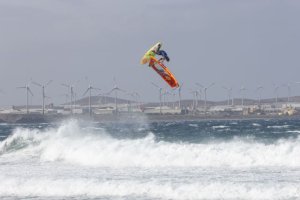 Windsurf: Pozo Izquierdo reserva el espectáculo para este domingo