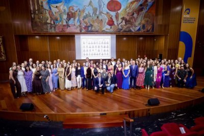 Sanidad homenajea a 38 nuevos especialistas en Medicina y Enfermería Familiar y Comunitaria en Gran Canaria