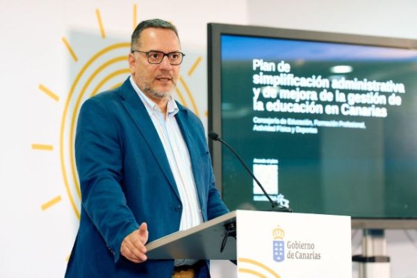 La Consejería de Educación refuerza con setecientos docentes adicionales la plantilla del curso 2025/2026