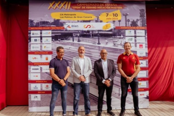 El Metropole acoge el Campeonato de España ‘Open’ de Verano Máster, en el que participarán cerca de 1.100 nadadores