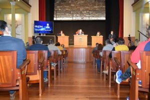 Gáldar condena el conflicto bélico en Ucrania